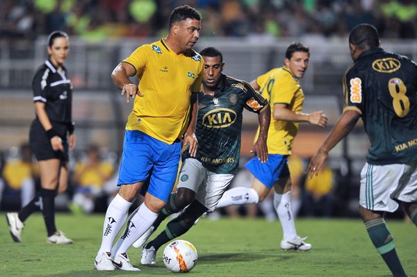 格伊相对有 格伊相对有