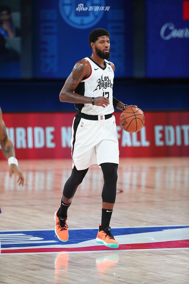 不同风格对 不同风格对